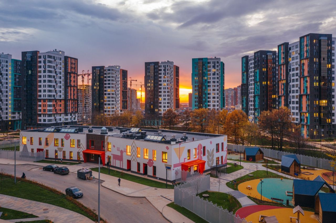 фасад дома, здание по адресу г Москва, р-н Коммунарка, Скандинавский б-р 